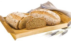 Fertiges Brot mit Emmermehl